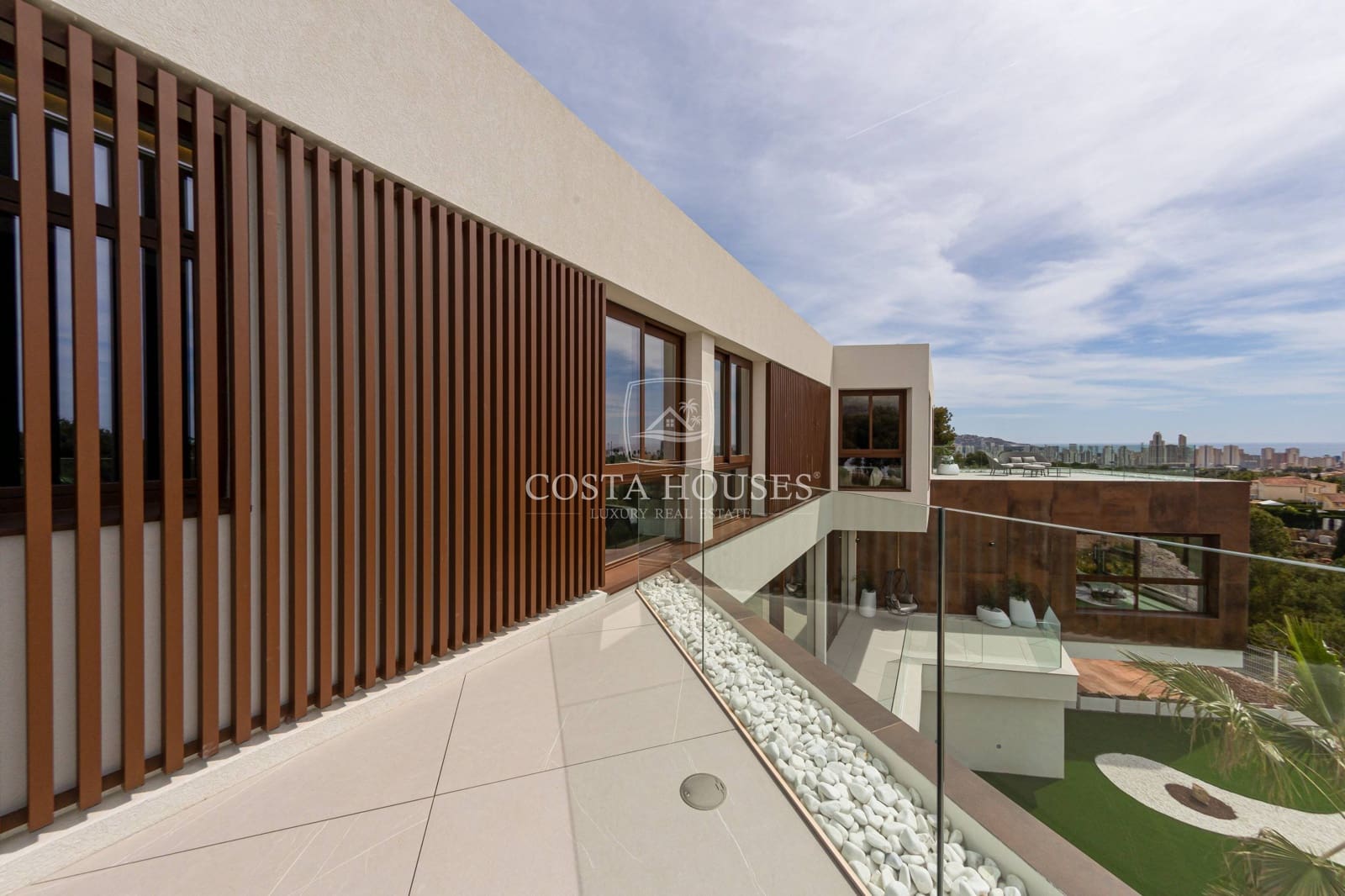 5 Zimmer Villa zu verkaufen in Benidorm mit Pool Garage - 2.825.000 € (Ref: 8864031)