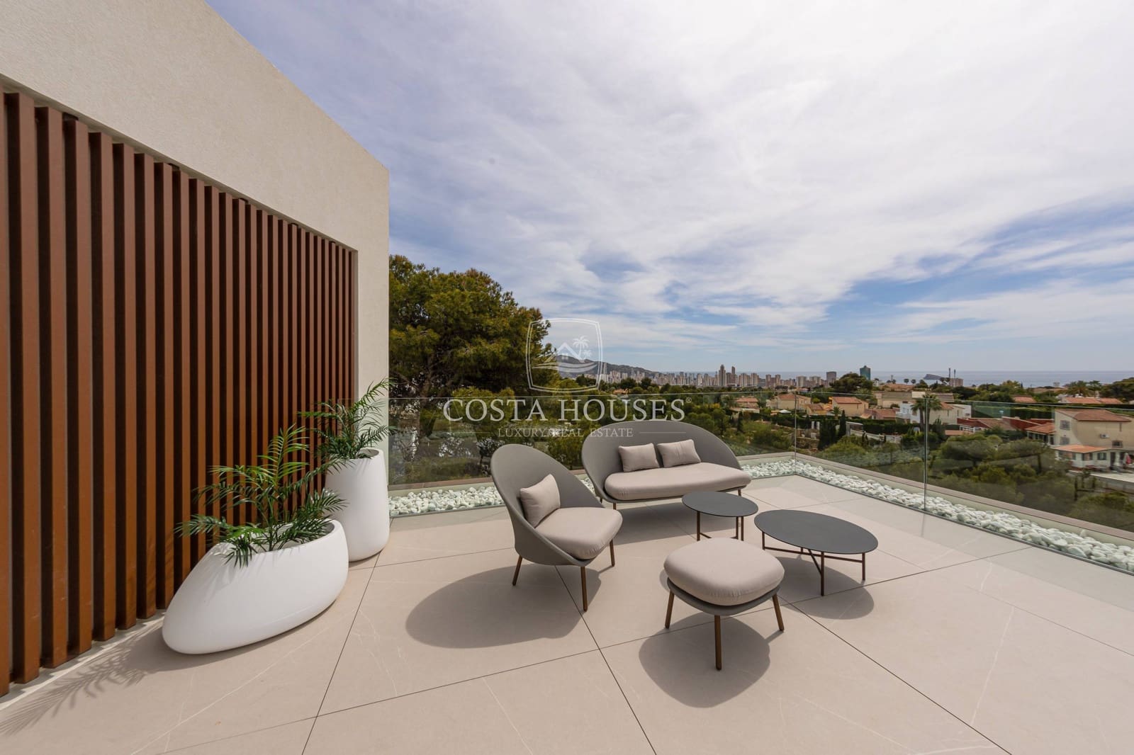 5 Zimmer Villa zu verkaufen in Benidorm mit Pool Garage - 2.825.000 € (Ref: 8864031)