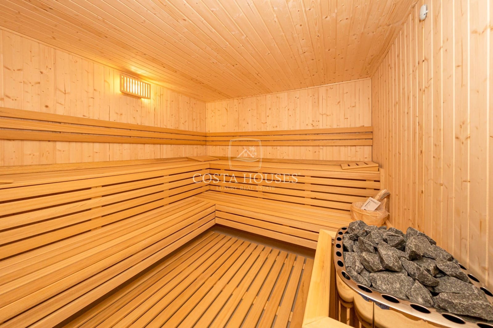 5 Zimmer Villa zu verkaufen in Benidorm mit Pool Garage - 2.825.000 € (Ref: 8864031)