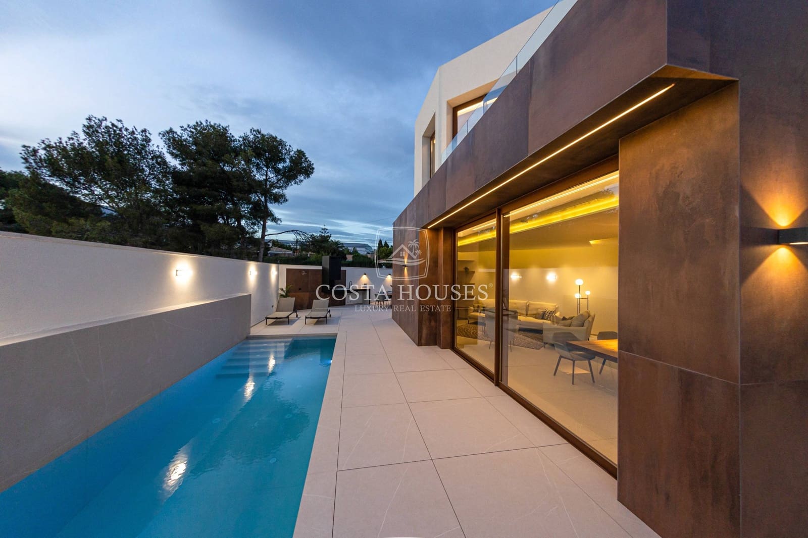 5 Zimmer Villa zu verkaufen in Benidorm mit Pool Garage - 2.825.000 € (Ref: 8864031)