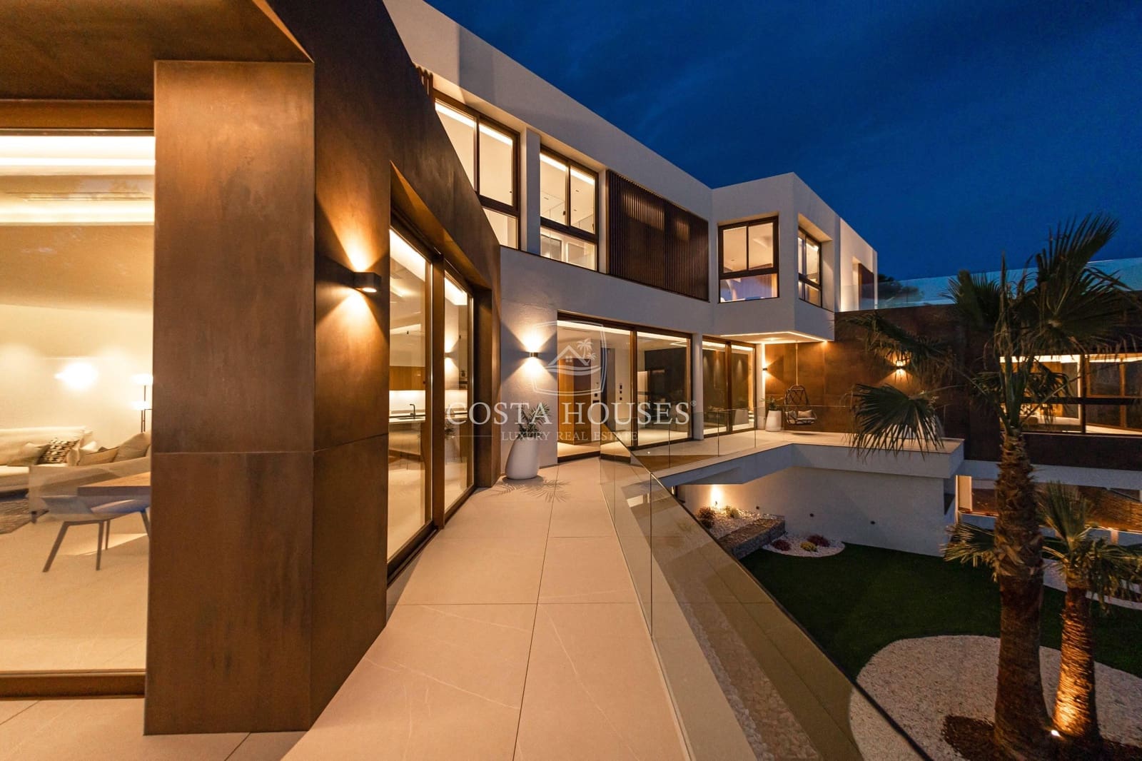 5 Zimmer Villa zu verkaufen in Benidorm mit Pool Garage - 2.825.000 € (Ref: 8864031)