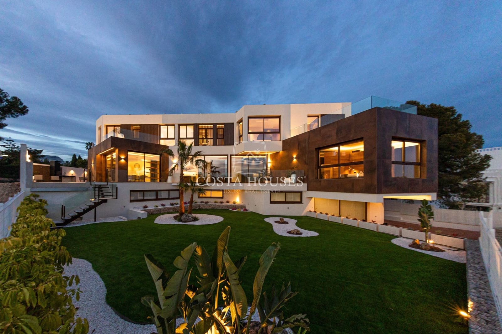 5 Zimmer Villa zu verkaufen in Benidorm mit Pool Garage - 2.825.000 € (Ref: 8864031)