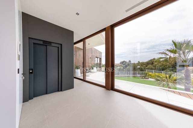 5 bedroom Villa for sale in Benidorm with pool garage - € 2,825,000 (Ref: 8864031)