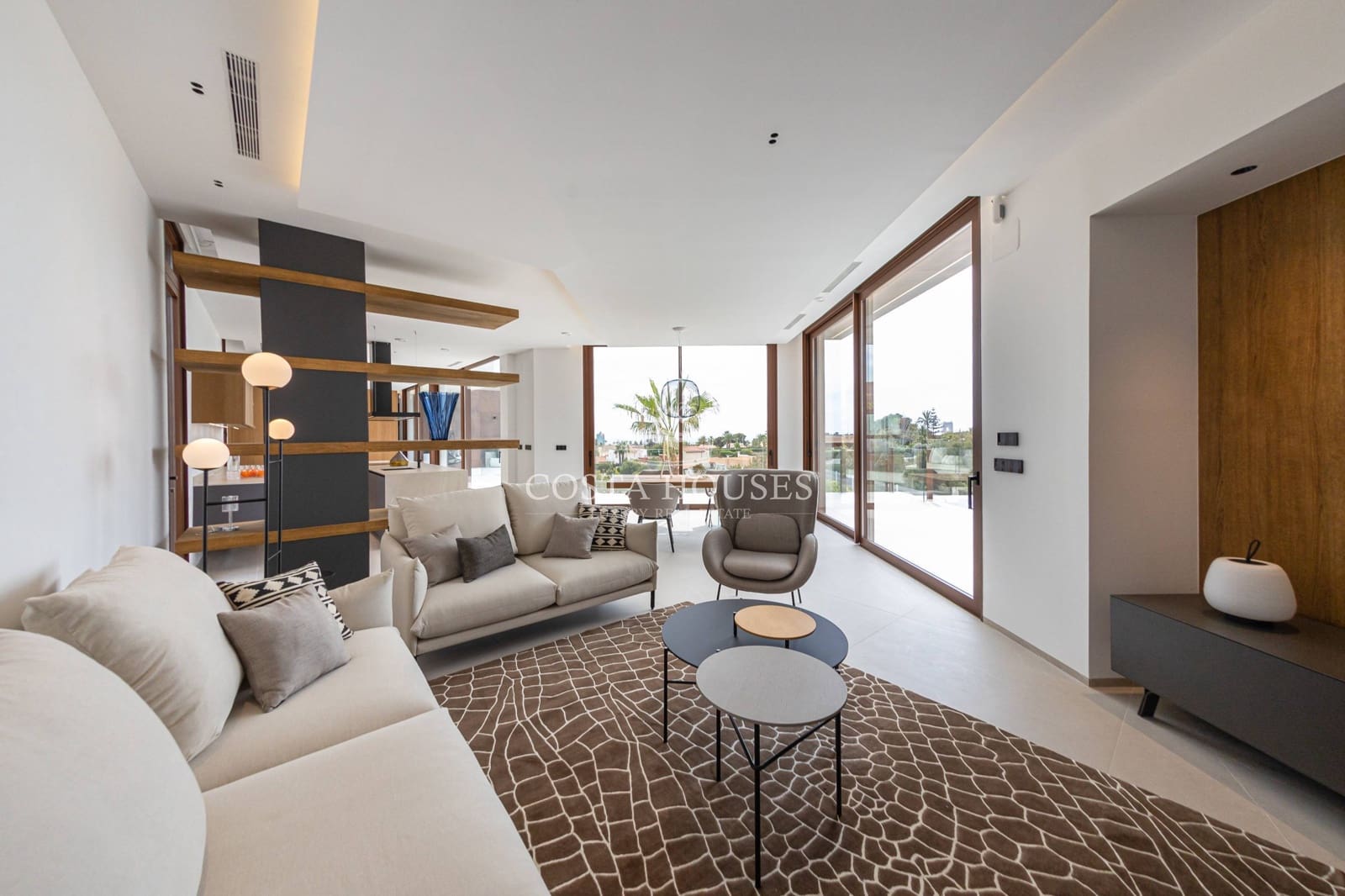 5 bedroom Villa for sale in Benidorm with pool garage - € 2,825,000 (Ref: 8864031)