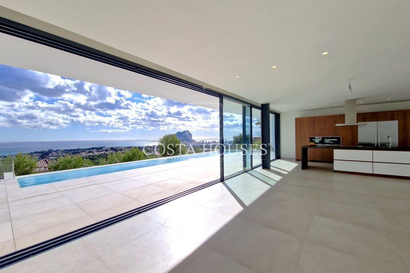 5 soveværelse Villa til salg i Benissa med swimmingpool garage - € 2.900.000 (Ref: 8864032)