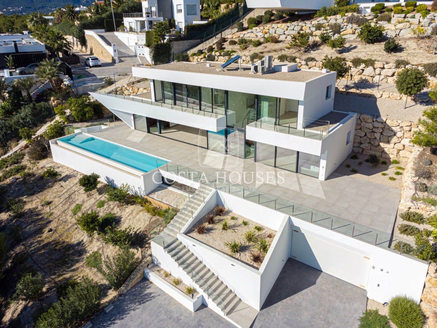 5 soveværelse Villa til salg i Benissa med swimmingpool garage - € 2.900.000 (Ref: 8864032)