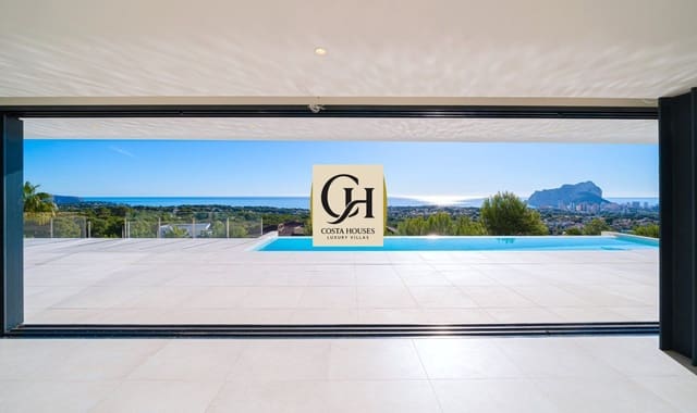 5 bedroom Villa for sale in Benissa with pool garage - € 2,900,000 (Ref: 8864032)