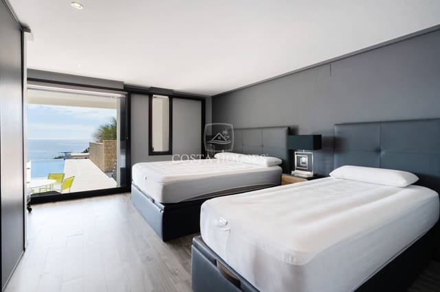 5 bedroom Villa for sale in La Granadella  - Costa Nova, Javea / Xàbia with pool garage - € 3,150,000 (Ref: 8864033)