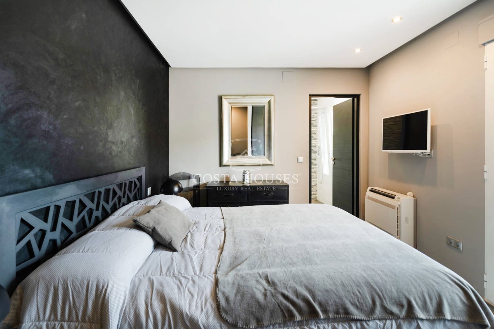 5 soverom Villa til salgs i Javea / Xabia med svømmebasseng garasje - € 3 150 000 (Ref: 8864033)