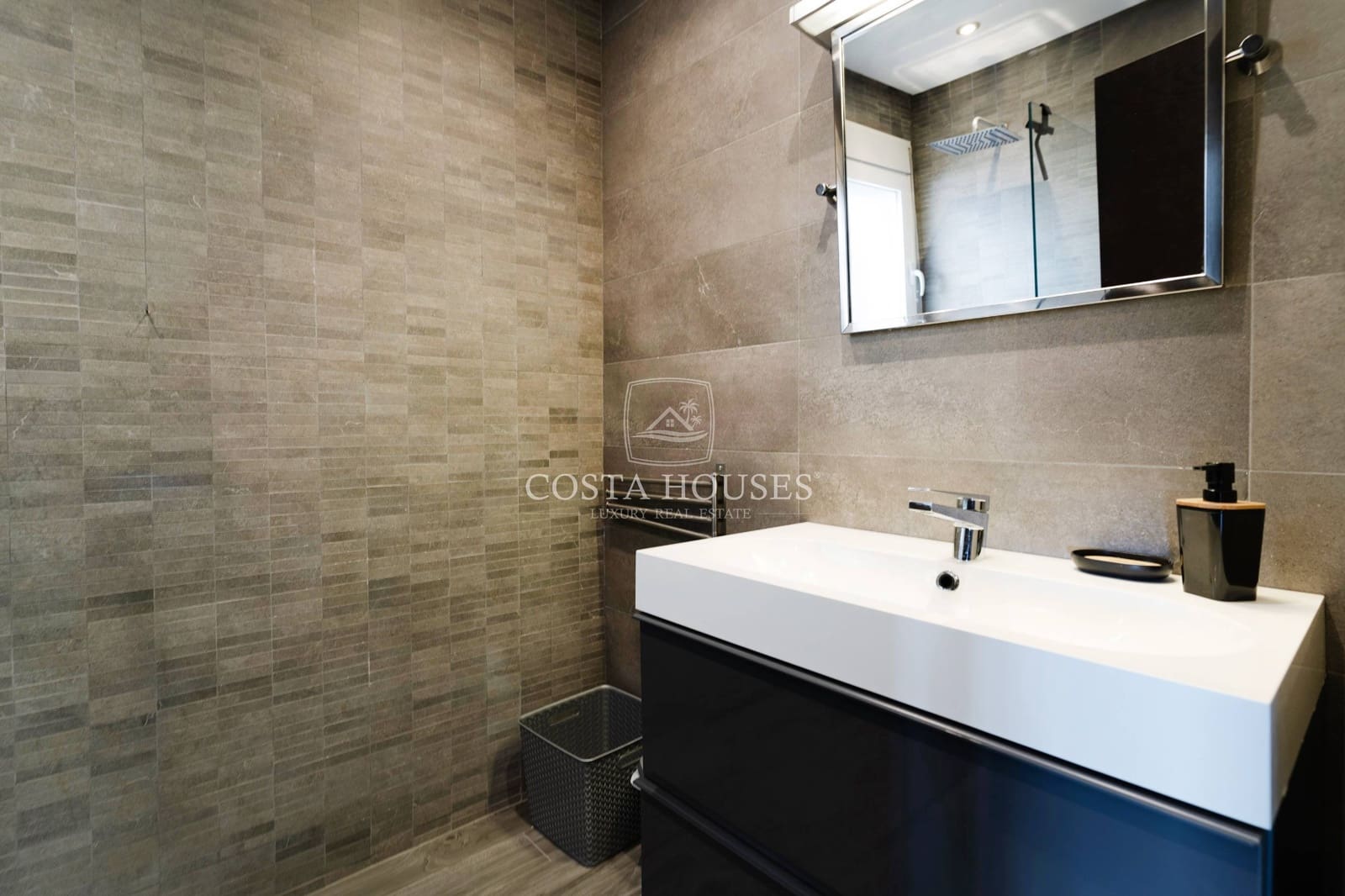 5 soverom Villa til salgs i Javea / Xabia med svømmebasseng garasje - € 3 150 000 (Ref: 8864033)