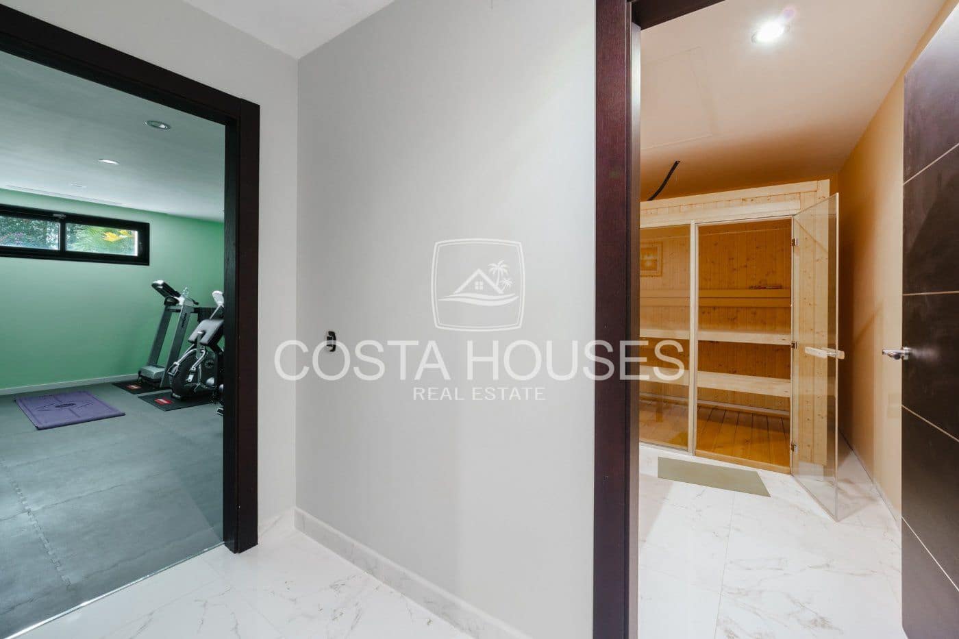 4 makuuhuone Huvila myytävänä paikassa Javea / Xabia mukana uima-altaan 
autotalli - 2 950 000 € (Ref: 8864039)