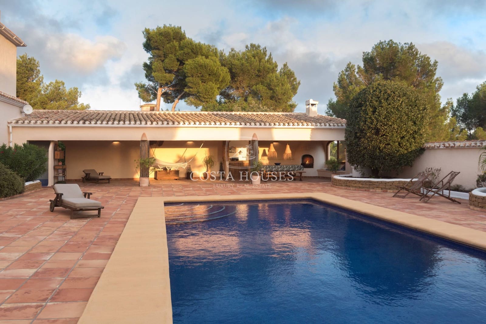 9 soverom Finca/Herregård til salgs i Javea / Xabia med svømmebasseng garasje - € 2 950 000 (Ref: 8864040)