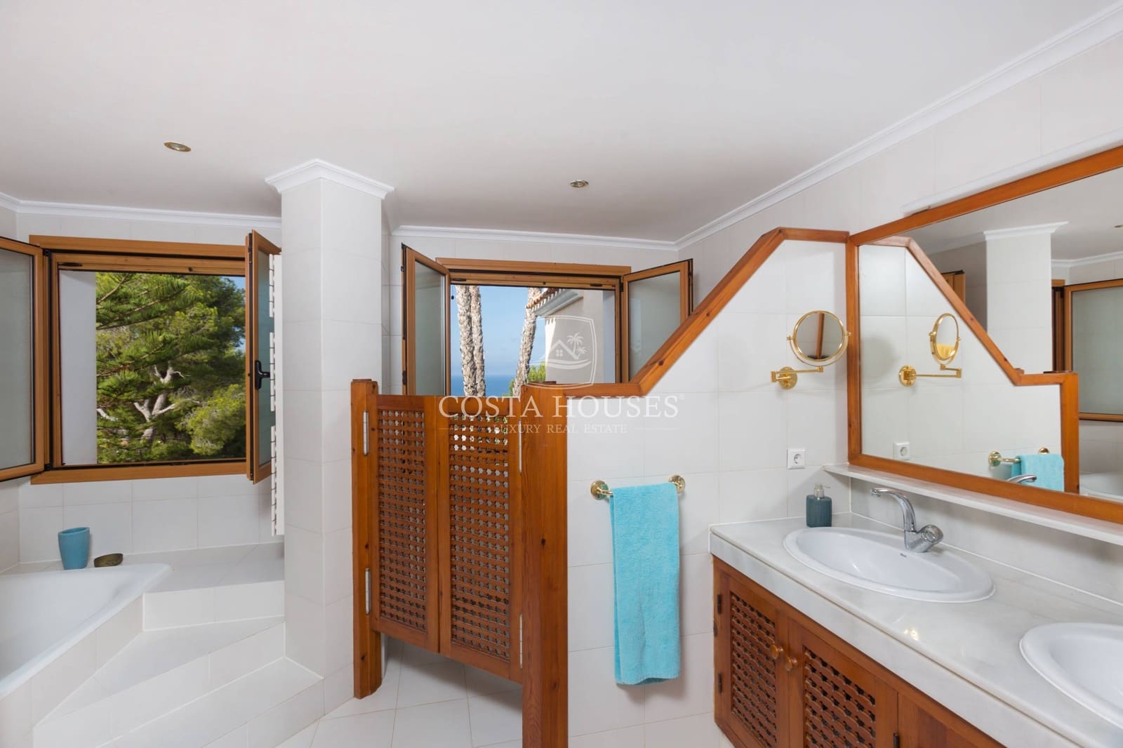 9 soverom Finca/Herregård til salgs i Javea / Xabia med svømmebasseng garasje - € 2 950 000 (Ref: 8864040)