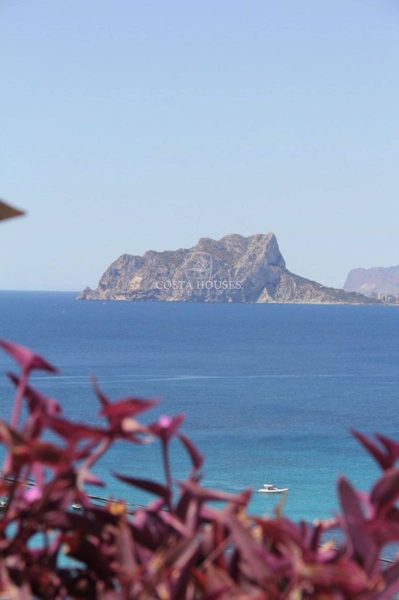 5 soverom Villa til salgs i Moraira med svømmebasseng garasje - € 2 750 000 (Ref: 8864045)