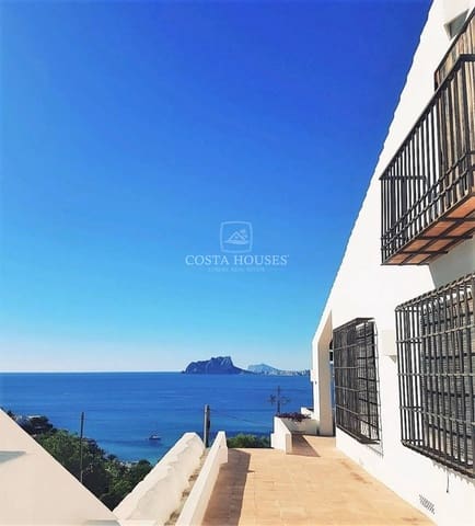 5 soverom Villa til salgs i Moraira, Teulada-Moraira med svømmebasseng garasje - € 2 750 000 (Ref: 8864045)