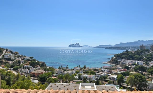 5 soverom Villa til salgs i Moraira, Teulada-Moraira med svømmebasseng garasje - € 2 750 000 (Ref: 8864045)