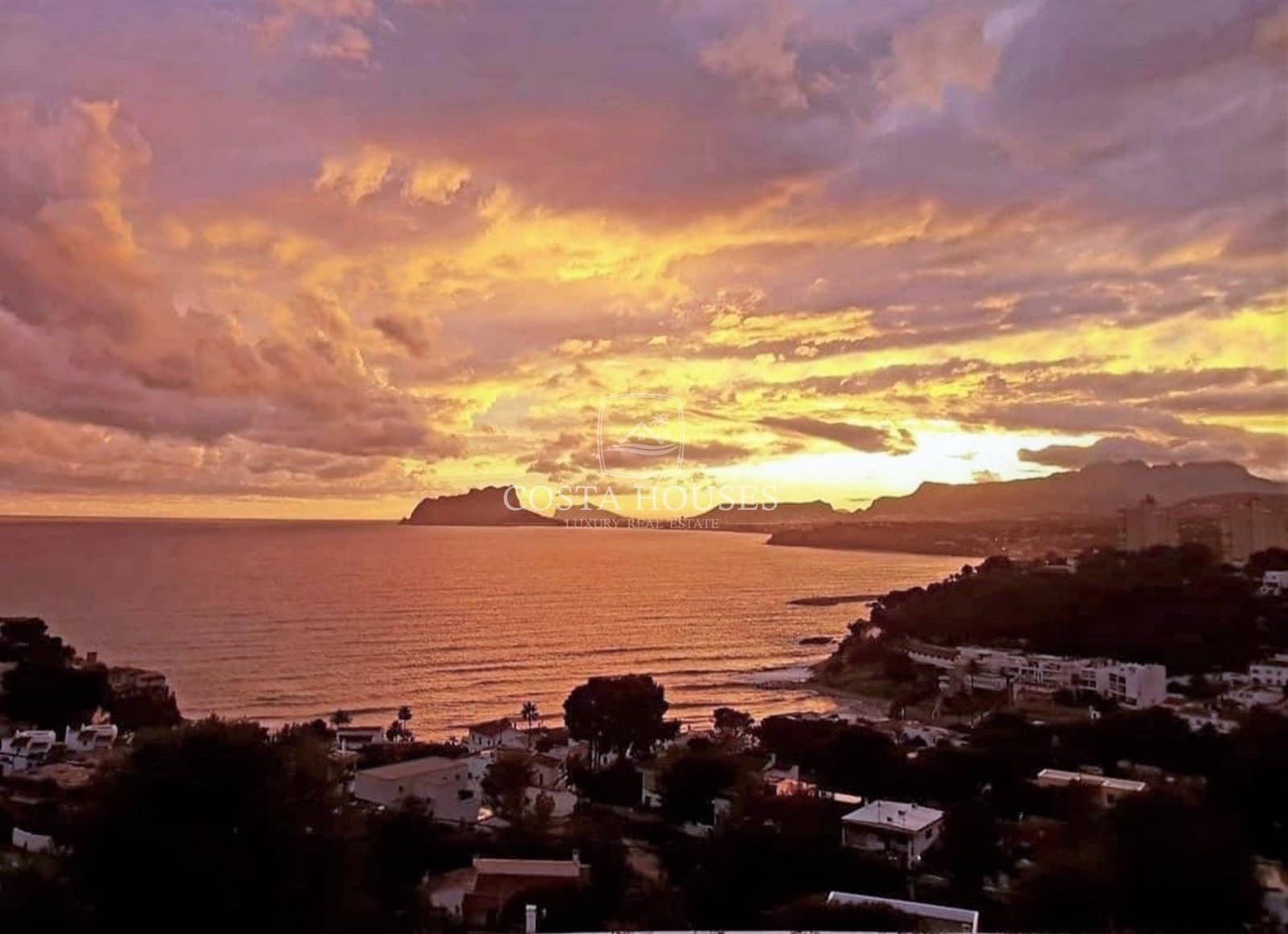 5 soverom Villa til salgs i Moraira med svømmebasseng garasje - € 2 750 000 (Ref: 8864045)