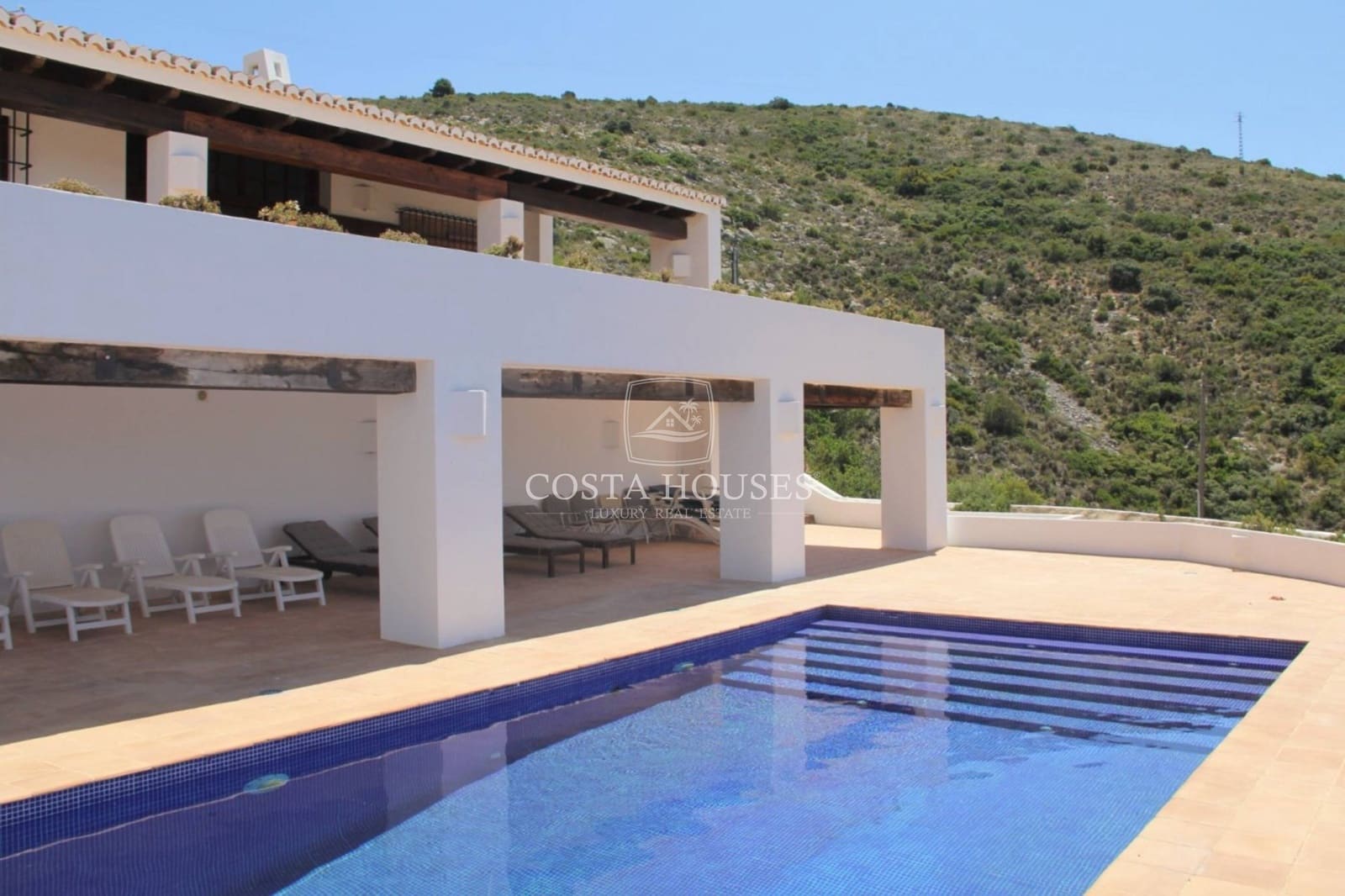 5 soverom Villa til salgs i Moraira med svømmebasseng garasje - € 2 750 000 (Ref: 8864045)