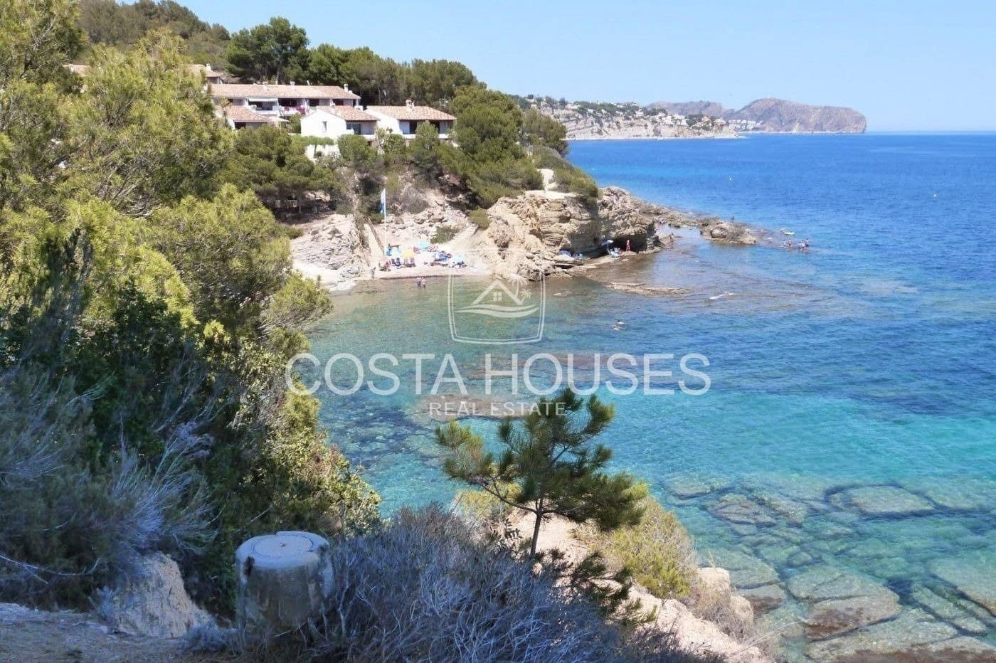 5 bedroom Villa for sale in Benissa with pool garage - € 3,125,000 (Ref: 8864046)