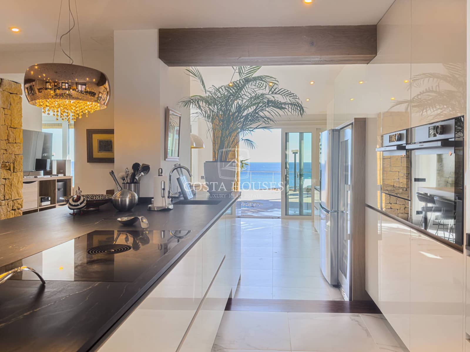 4 slaapkamer Villa te koop in Benissa met zwembad garage - € 2.650.346 (Ref: 8864048)