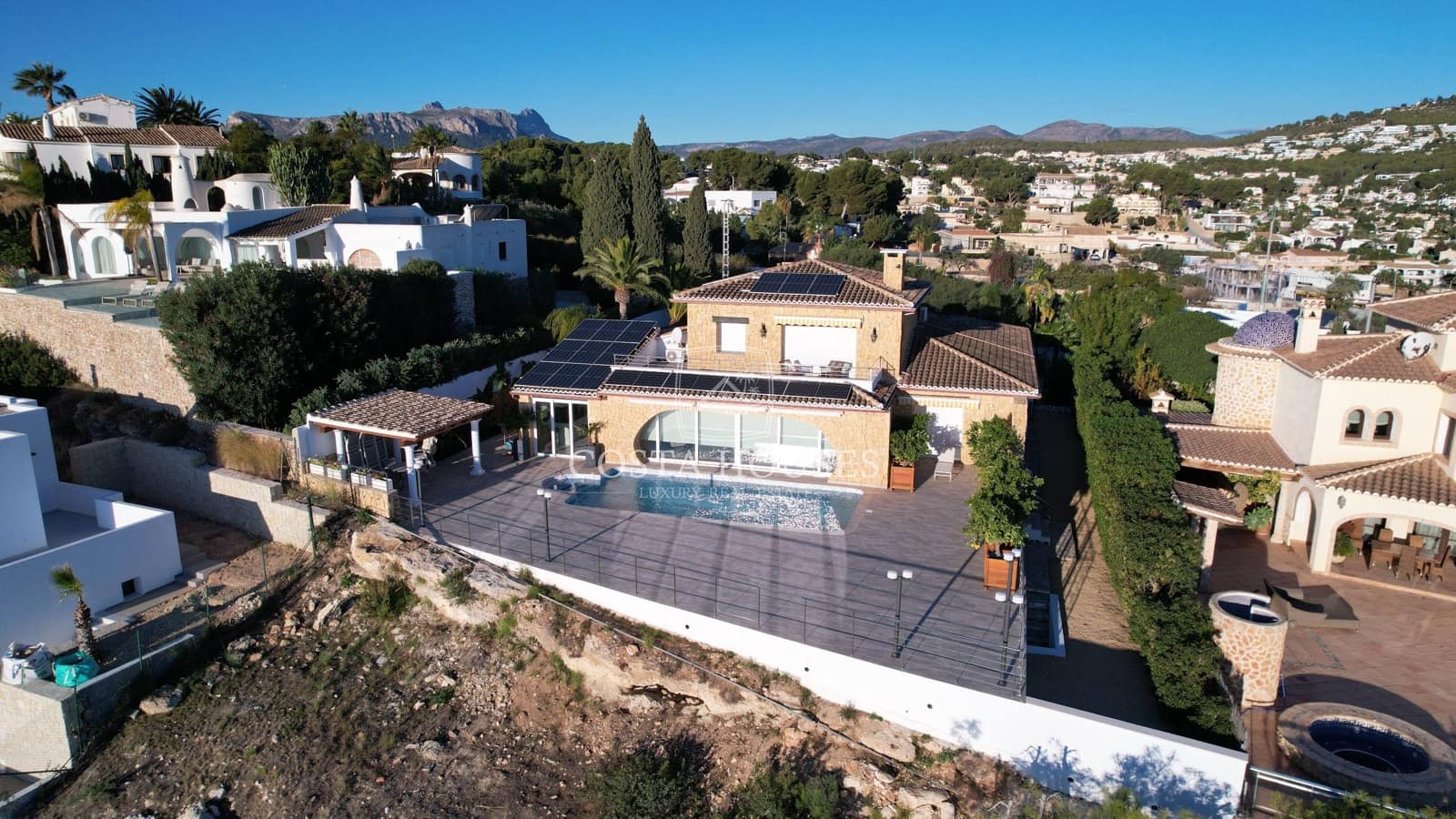 4 slaapkamer Villa te koop in Benissa met zwembad garage - € 2.650.346 (Ref: 8864048)