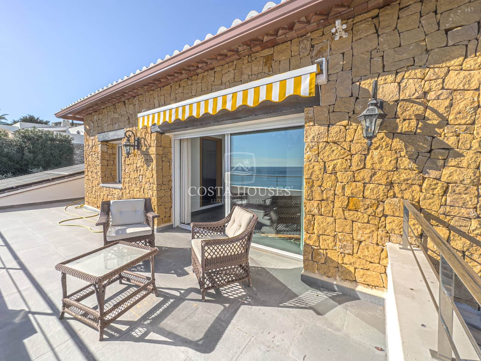 4 slaapkamer Villa te koop in Benissa met zwembad garage - € 2.650.346 (Ref: 8864048)