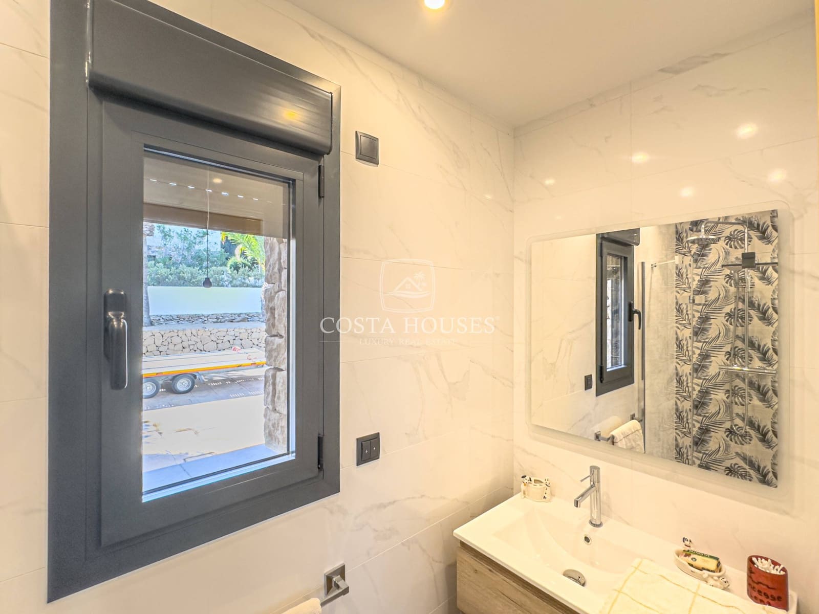 4 slaapkamer Villa te koop in Benissa met zwembad garage - € 2.650.346 (Ref: 8864048)