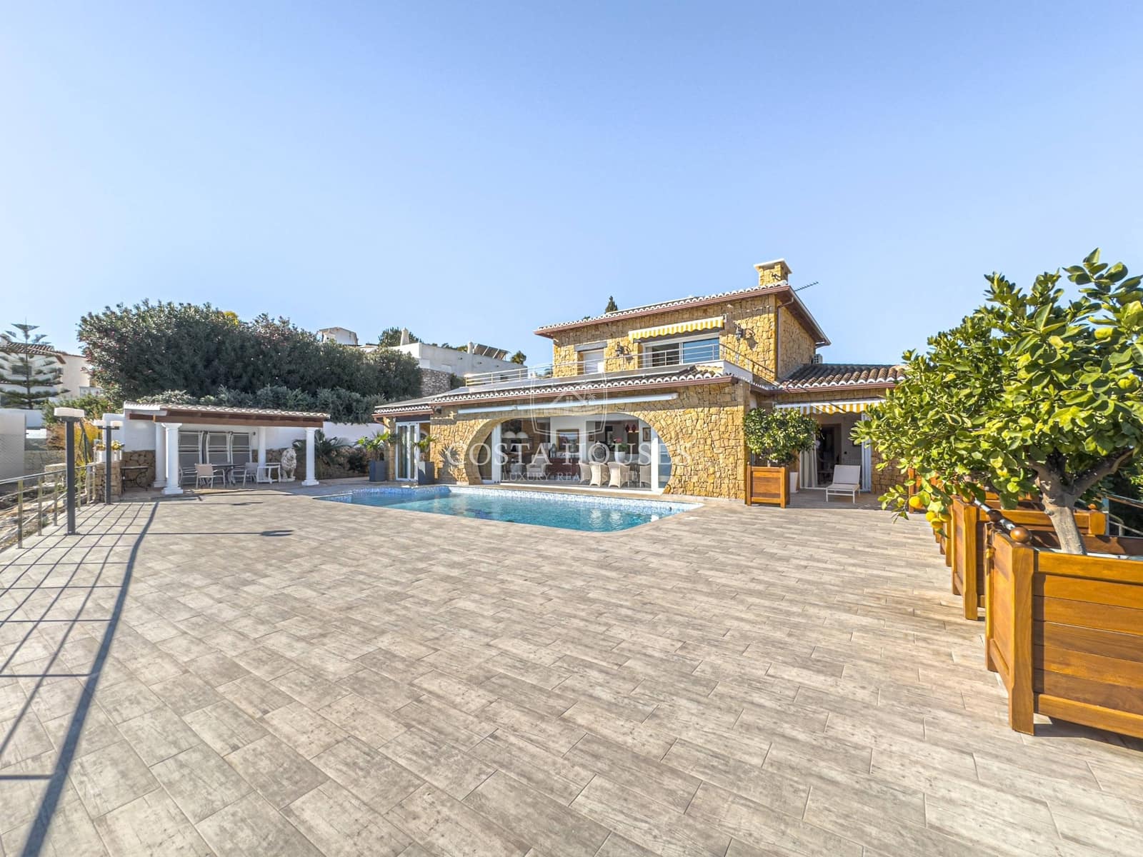 4 slaapkamer Villa te koop in Benissa met zwembad garage - € 2.650.346 (Ref: 8864048)