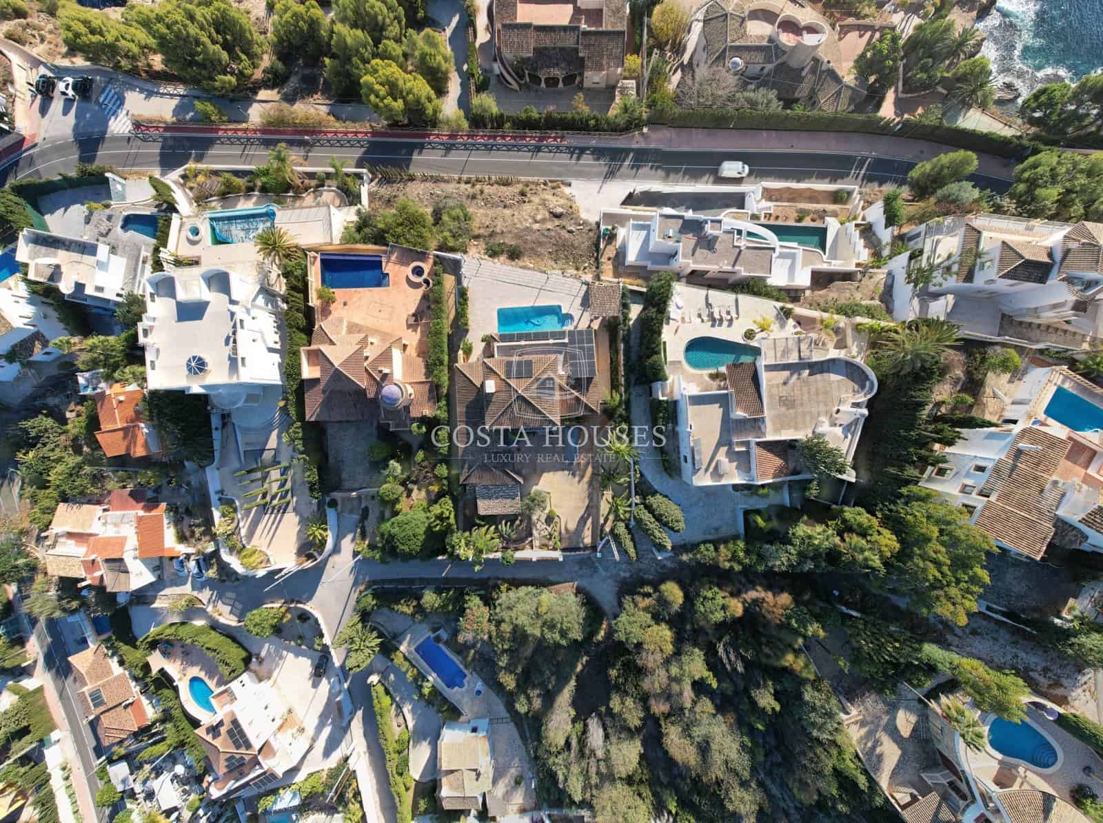 4 slaapkamer Villa te koop in Benissa met zwembad garage - € 2.650.346 (Ref: 8864048)