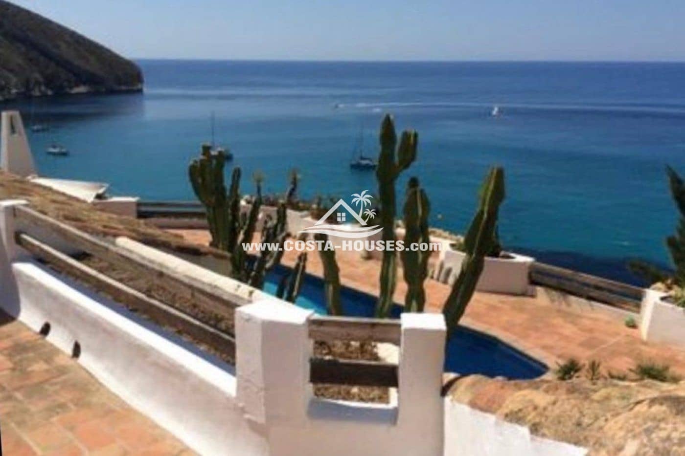 6 bedroom Villa for sale in Moraira with pool garage - € 3,250,000 (Ref: 8864050)