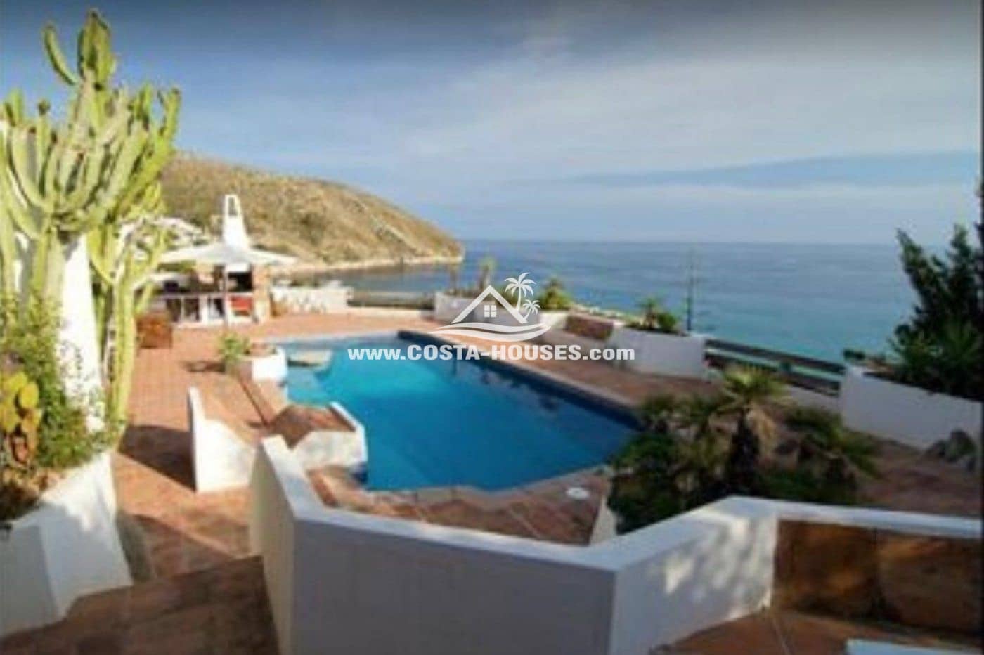 6 bedroom Villa for sale in Moraira with pool garage - € 3,250,000 (Ref: 8864050)