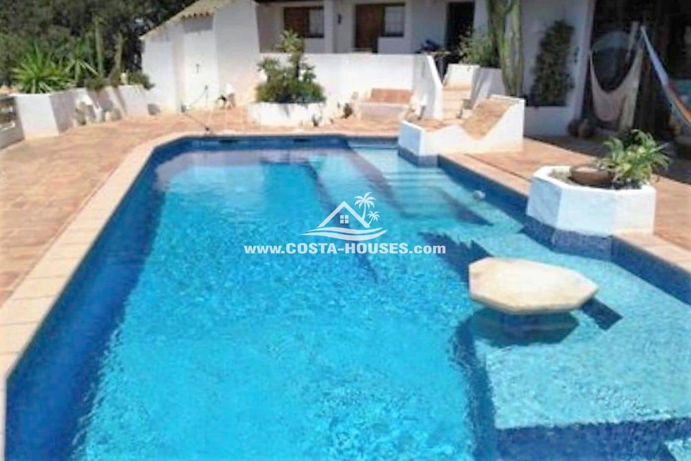 6 bedroom Villa for sale in Moraira with pool garage - € 3,250,000 (Ref: 8864050)