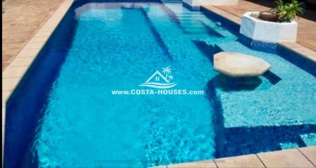 Chalet de 6 habitaciones en Moraira, Teulada-Moraira en venta con piscina garaje - 3.250.000 € (Ref: 8864050)