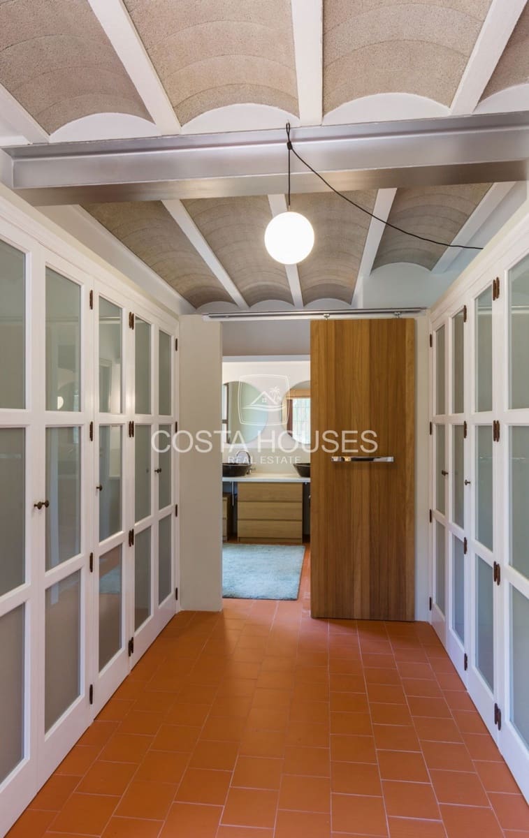 9 soverom Finca/Herregård til salgs i Denia med svømmebasseng garasje - € 3 290 000 (Ref: 8864052)