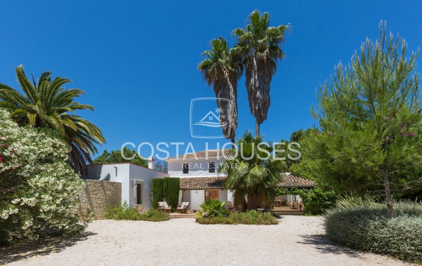 9 soverom Finca/Herregård til salgs i Denia med svømmebasseng garasje - € 3 290 000 (Ref: 8864052)