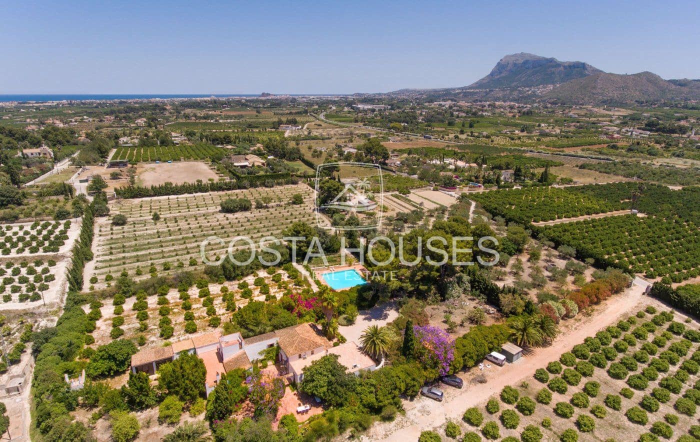 9 soverom Finca/Herregård til salgs i Denia med svømmebasseng garasje - € 3 290 000 (Ref: 8864052)