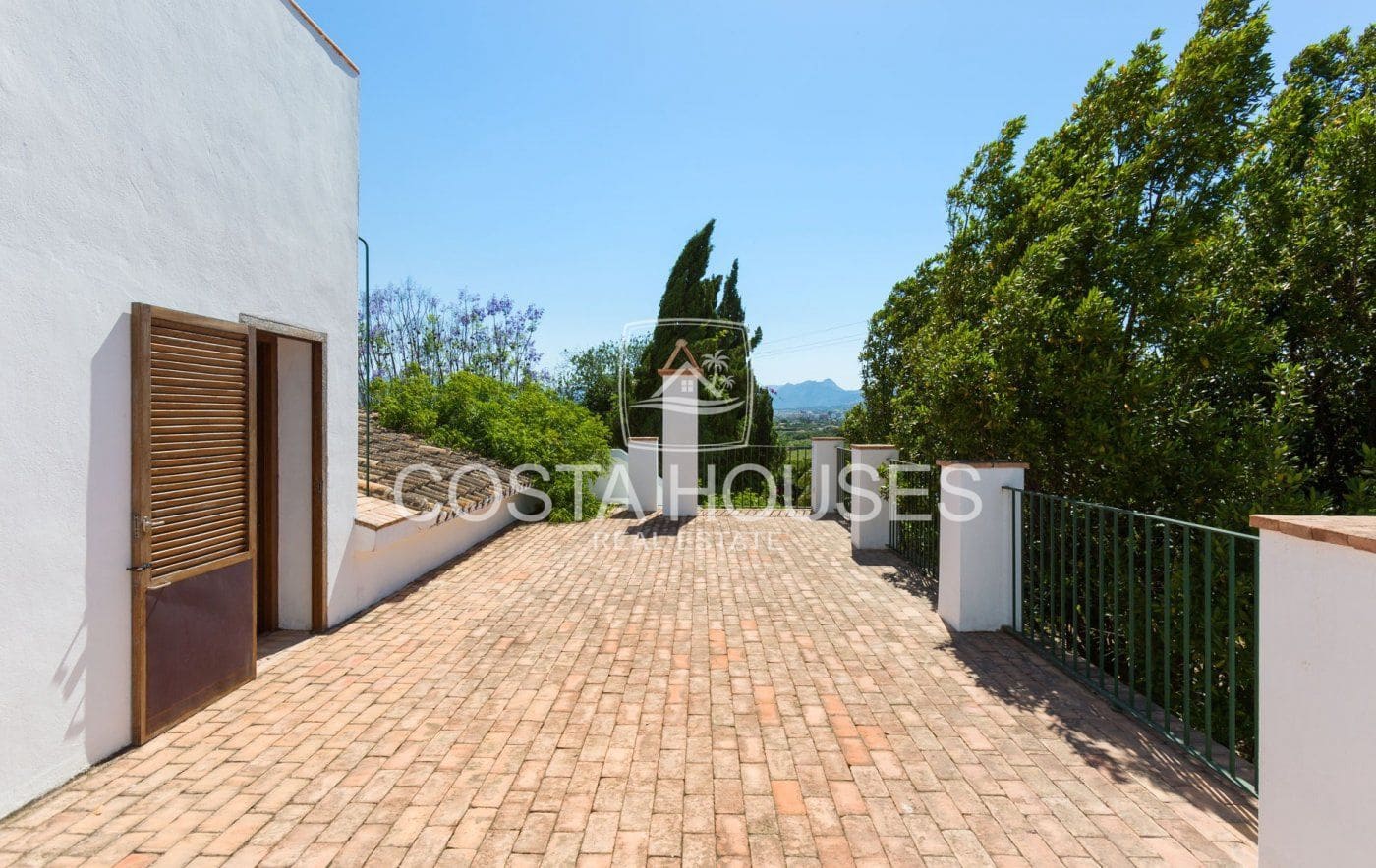 9 soverom Finca/Herregård til salgs i Denia med svømmebasseng garasje - € 3 290 000 (Ref: 8864052)