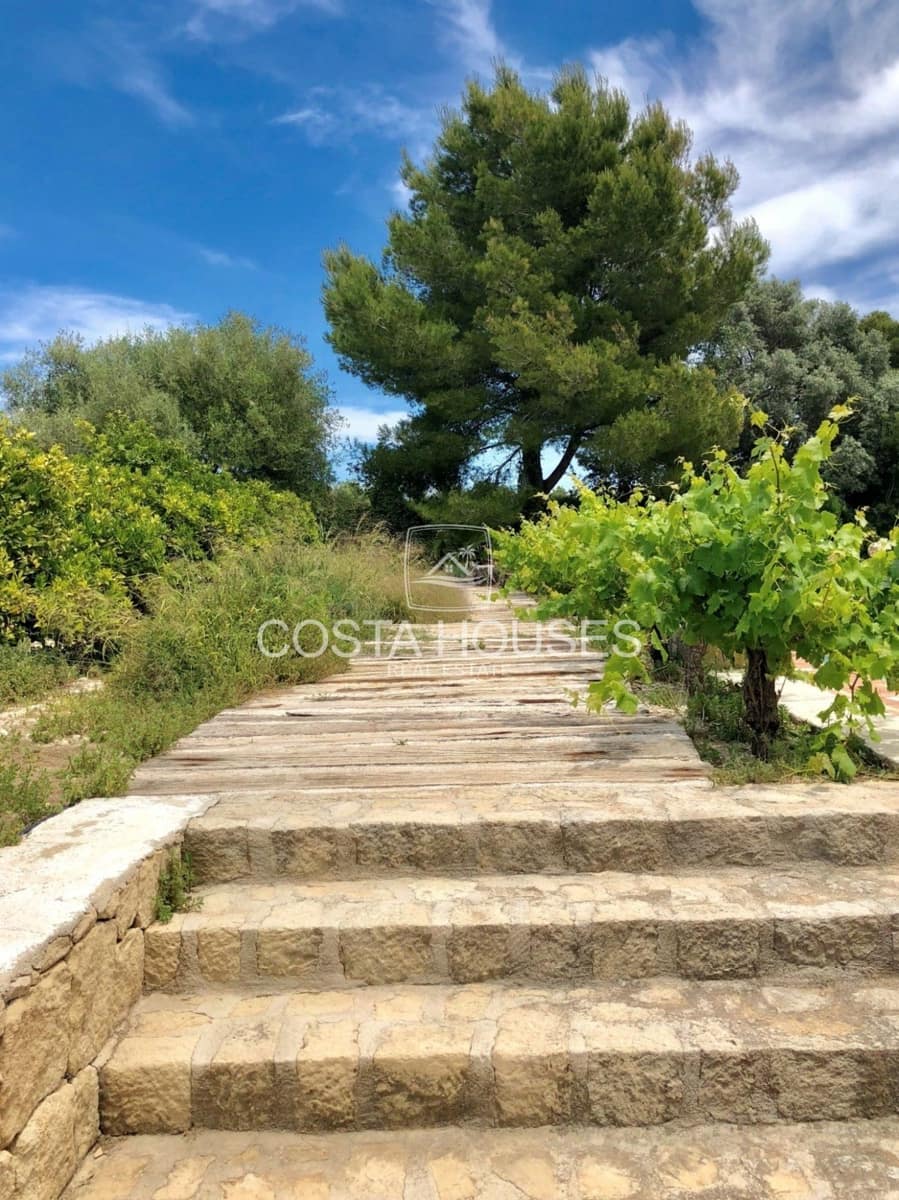 9 soverom Finca/Herregård til salgs i Denia med svømmebasseng garasje - € 3 290 000 (Ref: 8864052)