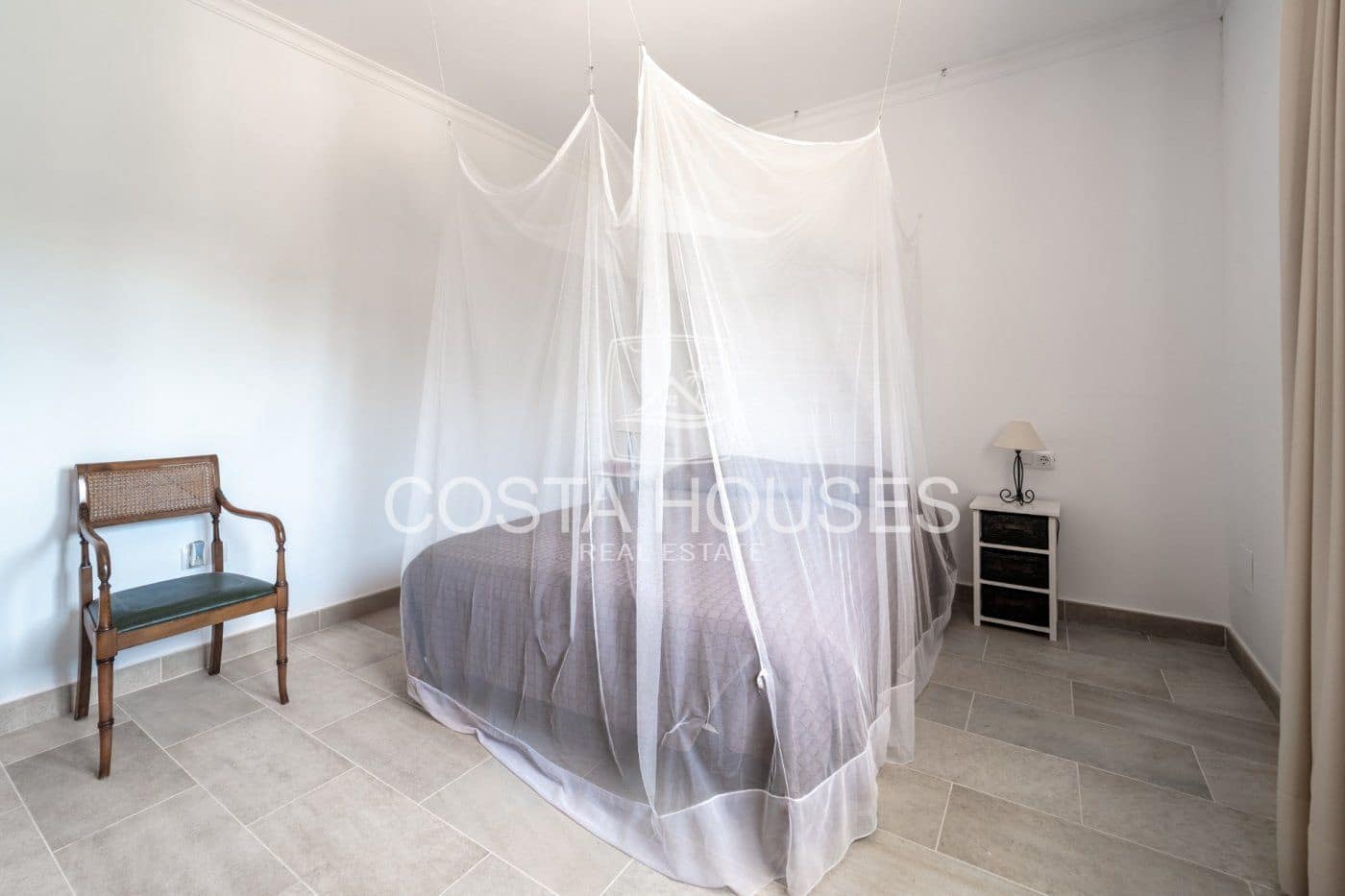 13 quarto Quinta/Casa Rural para venda em Los Cerezos com piscina garagem - 3 450 000 € (Ref: 8864054)