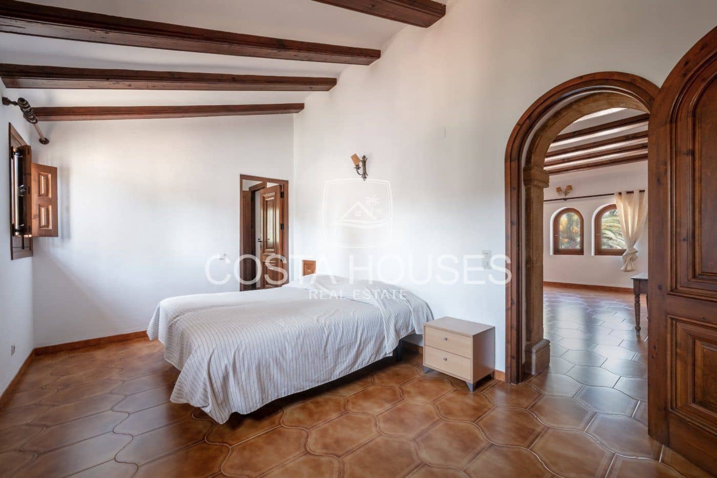 13 quarto Quinta/Casa Rural para venda em Los Cerezos com piscina garagem - 3 450 000 € (Ref: 8864054)