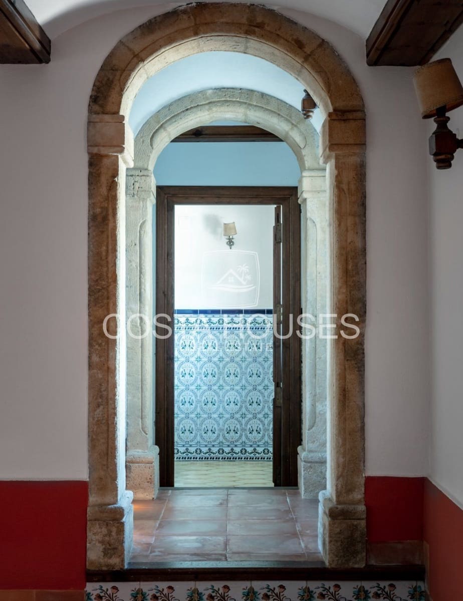 13 quarto Quinta/Casa Rural para venda em Los Cerezos com piscina garagem - 3 450 000 € (Ref: 8864054)