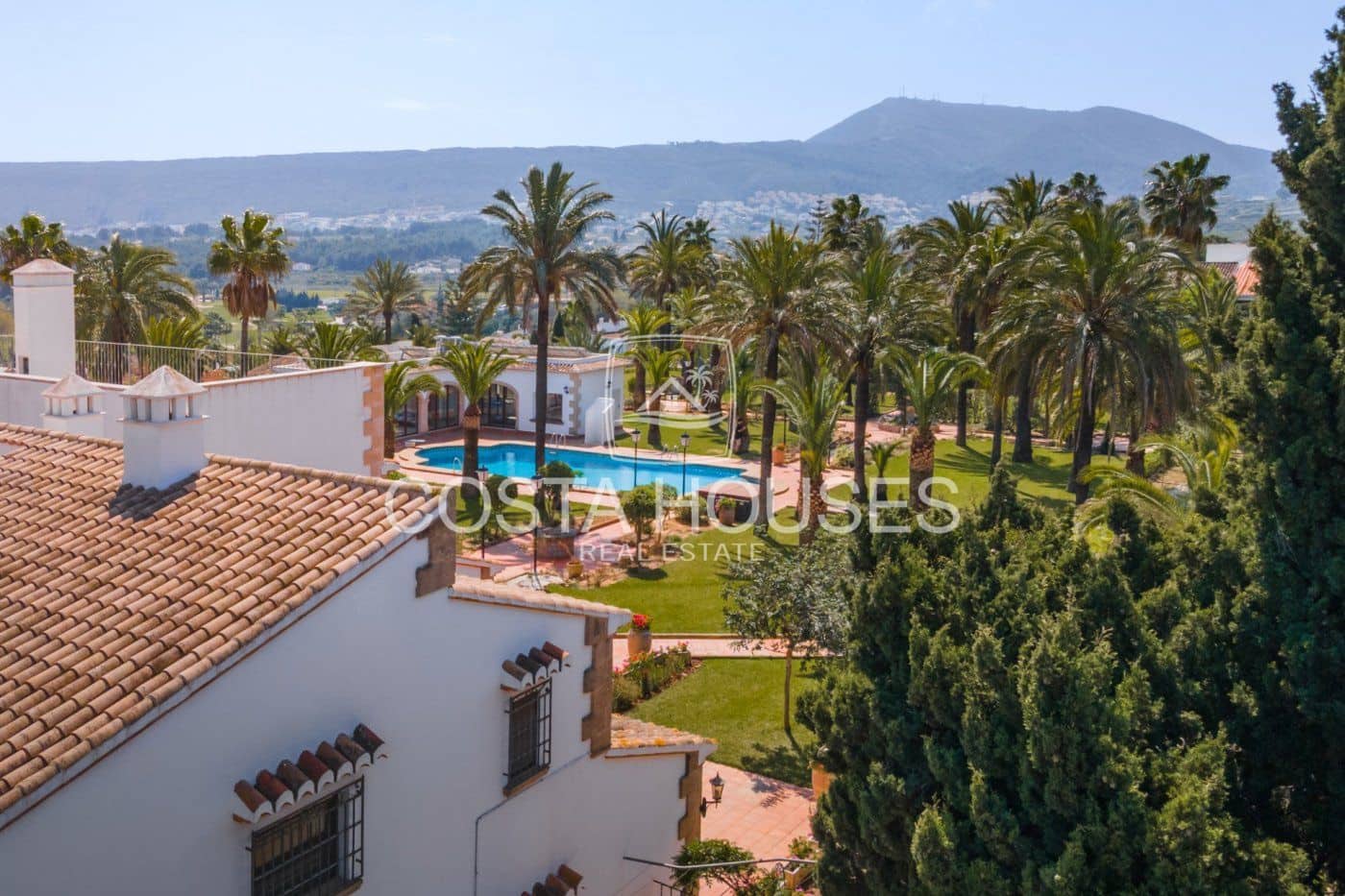 13 quarto Quinta/Casa Rural para venda em Los Cerezos com piscina garagem - 3 450 000 € (Ref: 8864054)