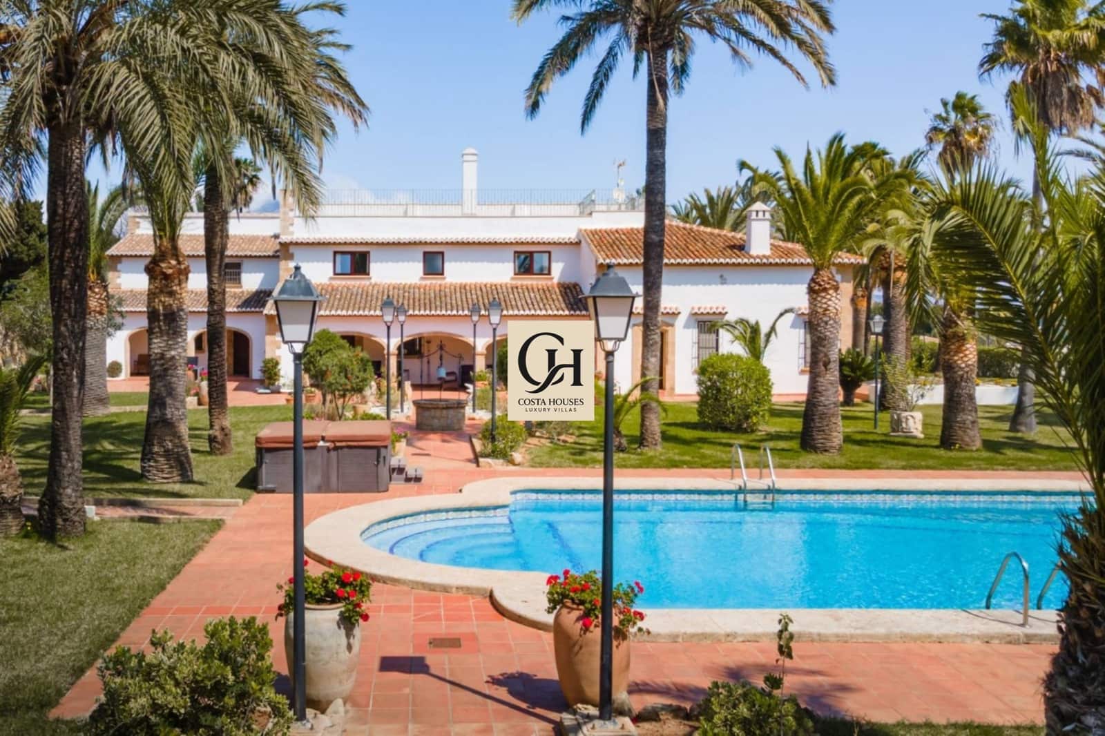 13 quarto Quinta/Casa Rural para venda em Los Cerezos com piscina garagem - 3 450 000 € (Ref: 8864054)