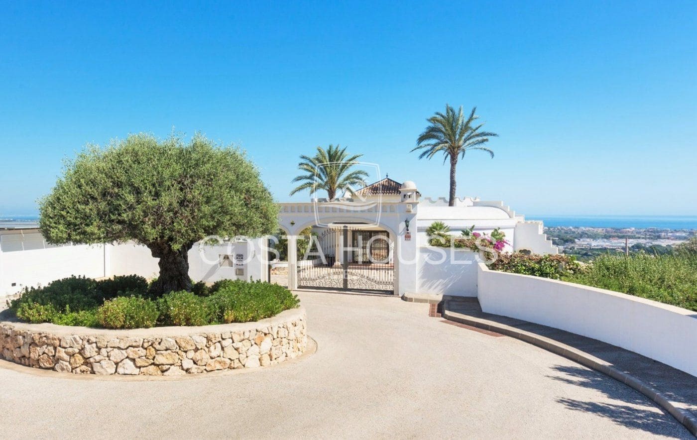 8 Zimmer Villa zu verkaufen in Denia mit Pool Garage - 3.500.000 € (Ref: 8864060)