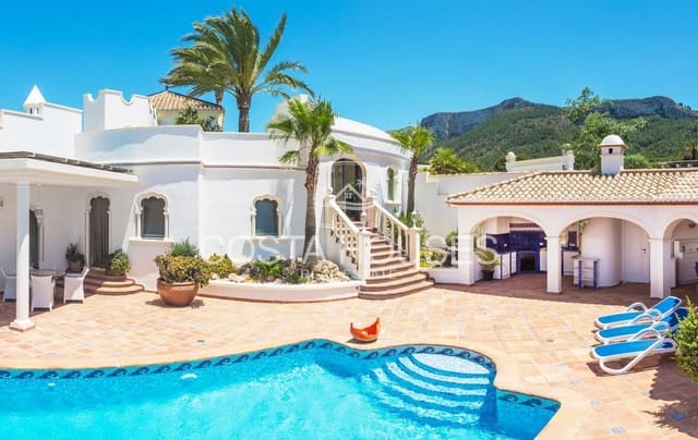 8 Zimmer Villa zu verkaufen in Dénia mit Pool Garage - 3.500.000 € (Ref: 8864060)
