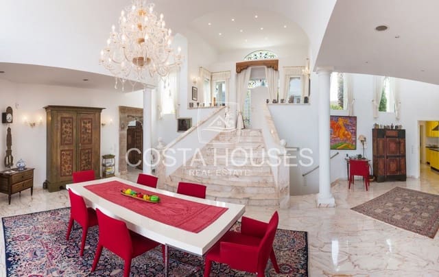 8 Zimmer Villa zu verkaufen in Dénia mit Pool Garage - 3.500.000 € (Ref: 8864060)