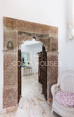 8 Zimmer Villa zu verkaufen in Dénia mit Pool Garage - 3.500.000 € (Ref: 8864060)