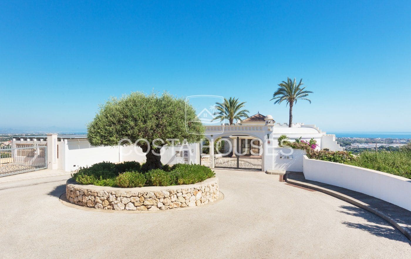 8 Zimmer Villa zu verkaufen in Denia mit Pool Garage - 3.500.000 € (Ref: 8864060)