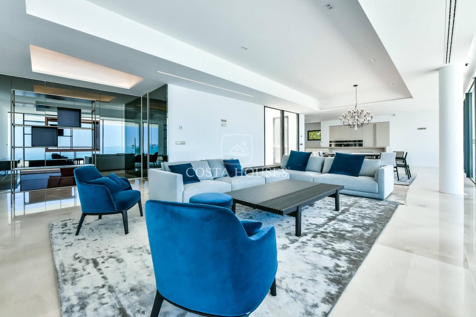 5 bedroom Villa for sale in Altea with pool garage - € 3,500,000 (Ref: 8864062)