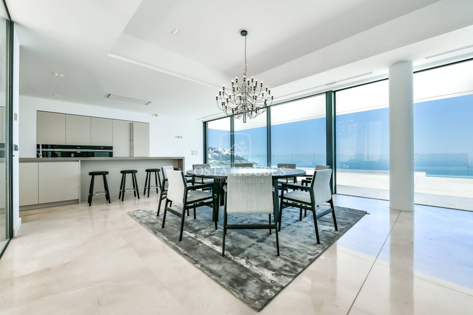 5 bedroom Villa for sale in Altea with pool garage - € 3,500,000 (Ref: 8864062)